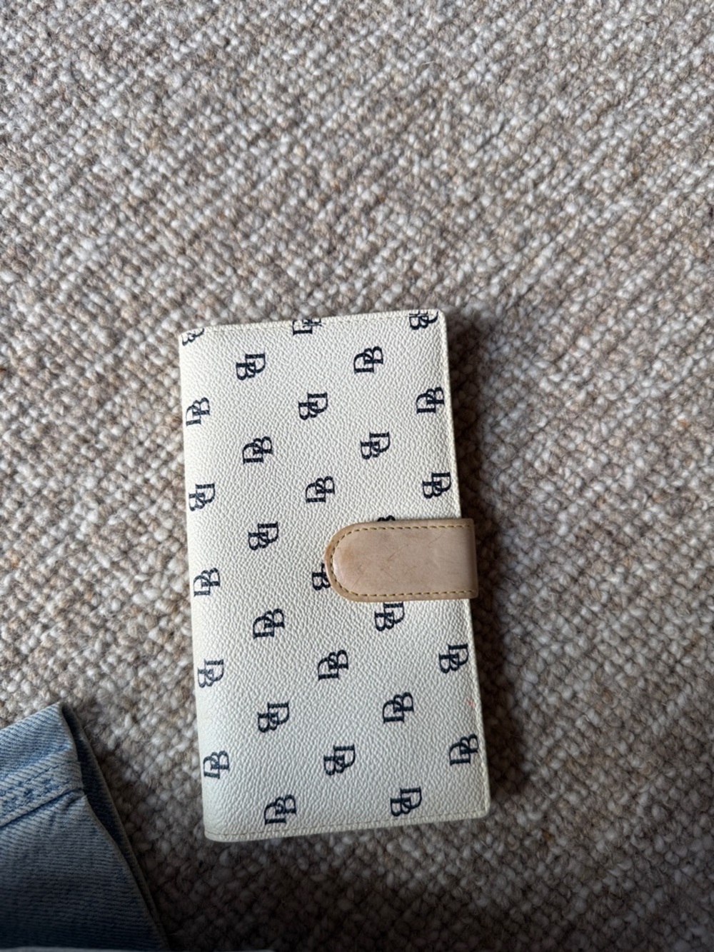 Dooney and Bourke small monogram wallets, pouch, and eye glass holder - Picture 11 of 16